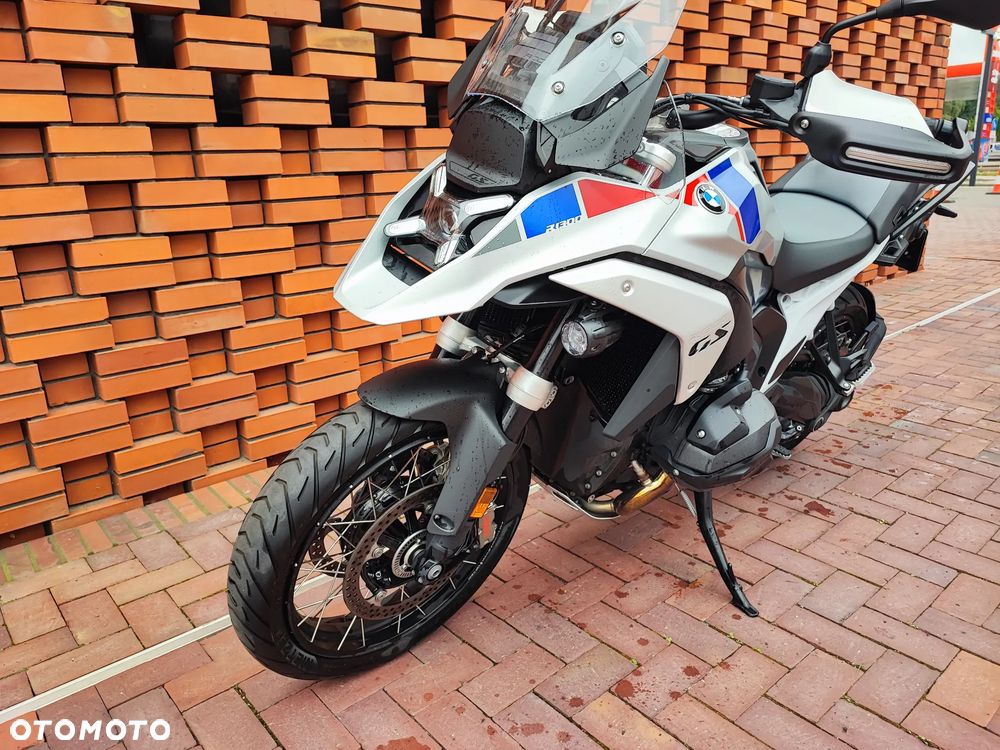 BMW R - 16