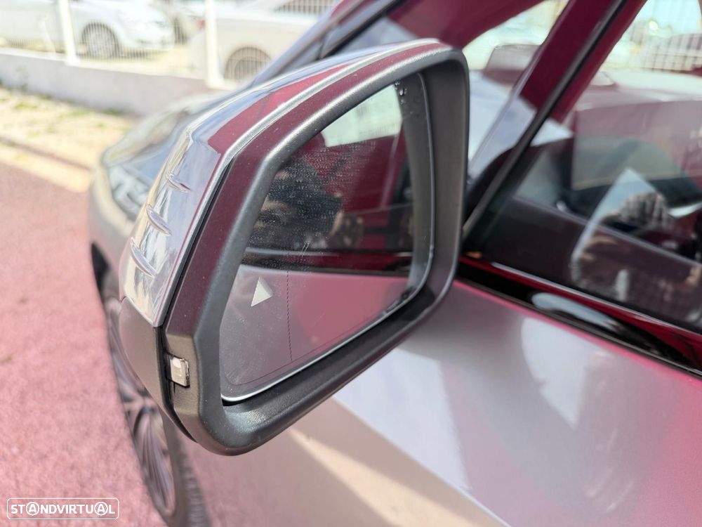 BMW 225xe Active Tourer e xDrive Pack Desportivo M - 38