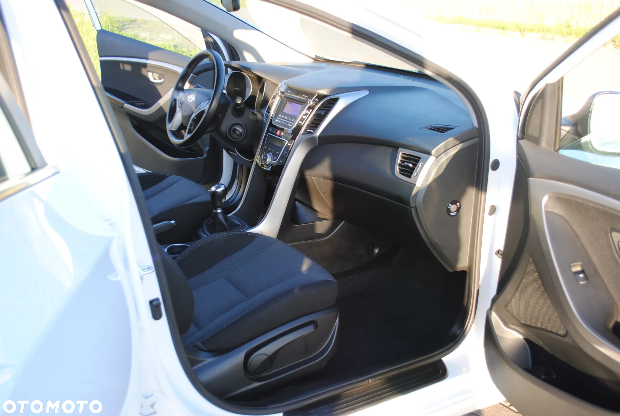 Hyundai i30 1.6 D Premium - 17