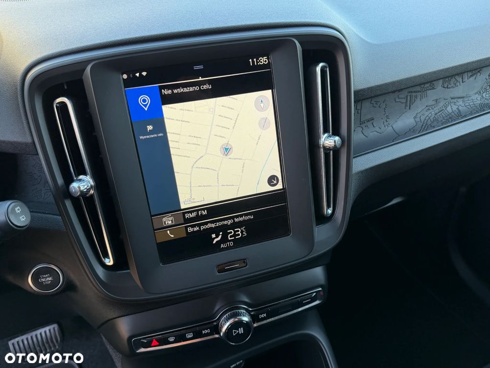 Volvo XC 40 T3 Momentum - 15