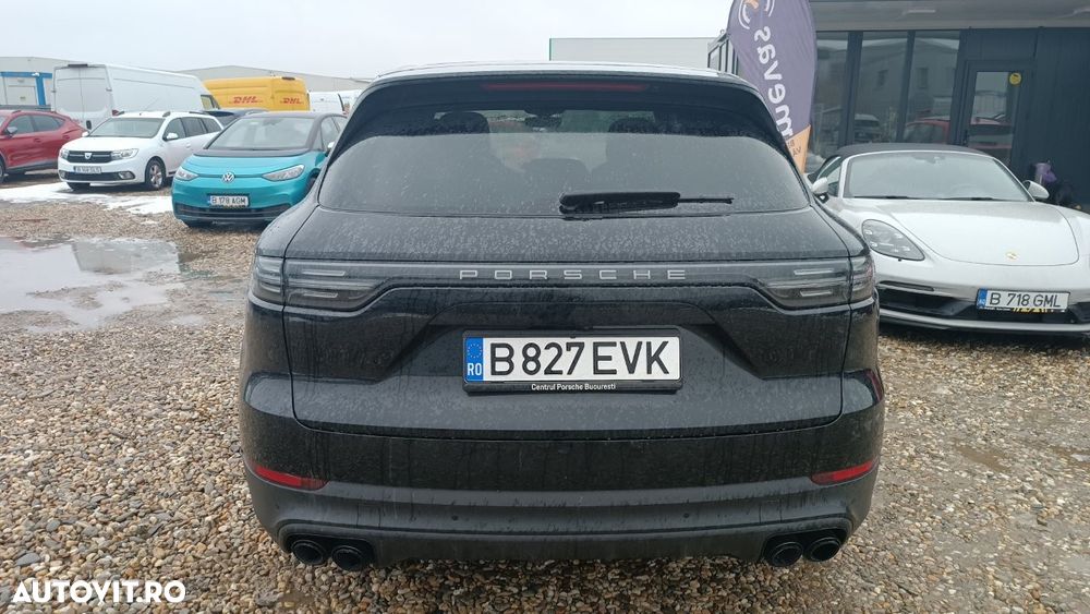 Porsche Cayenne Standard - 6