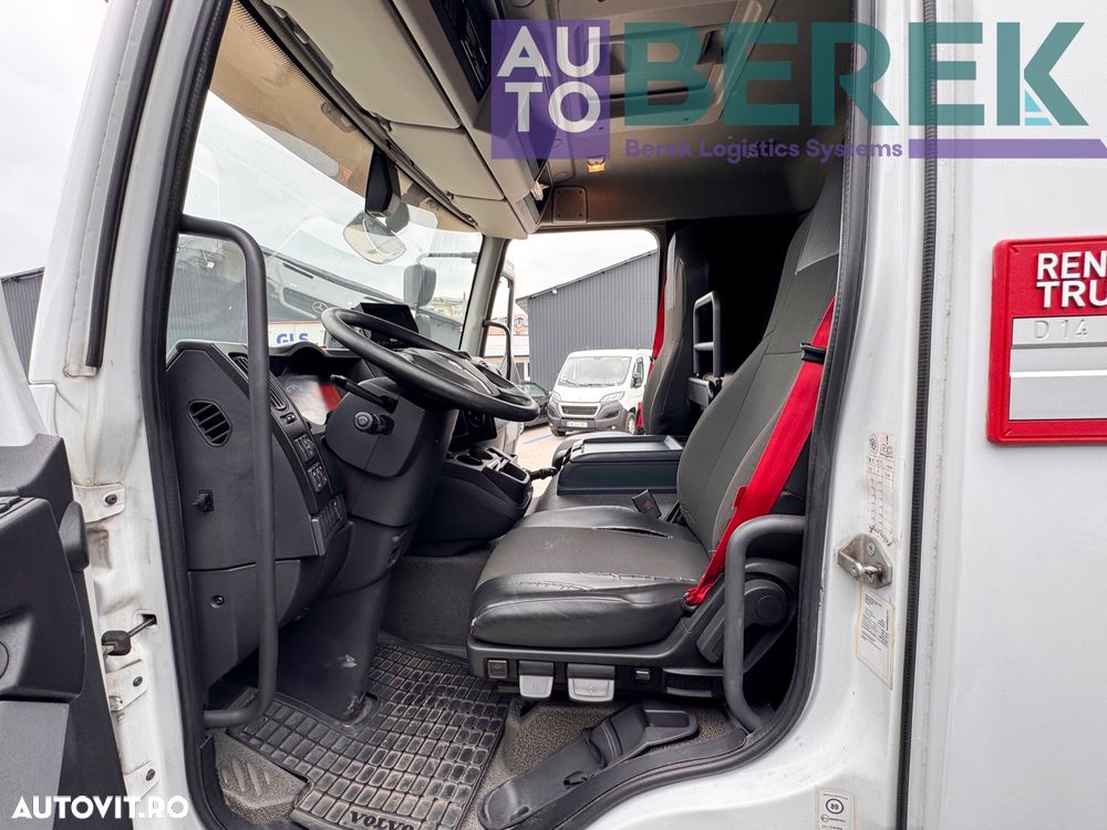 Renault D14 - 10