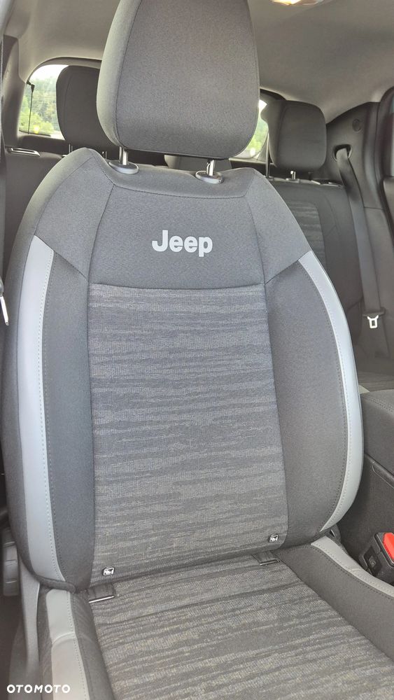 Jeep Avenger 1.2 GSE T3 Longitude FWD - 12