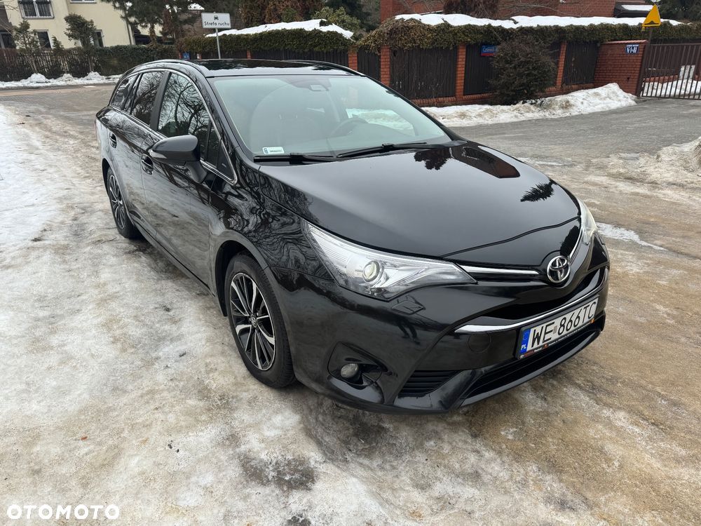 Toyota Avensis 2.0 D-4D Prestige - 8