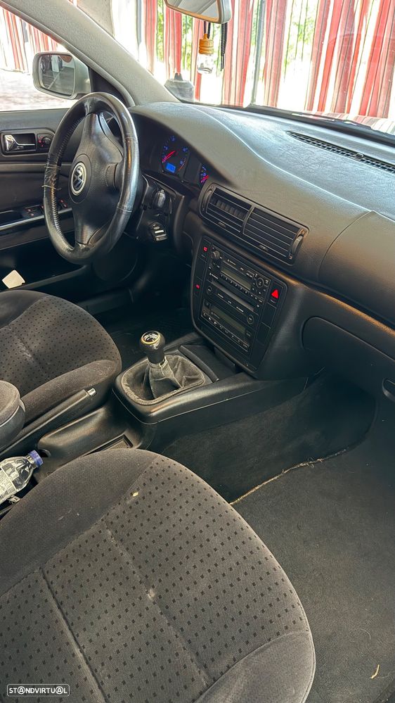 VW Passat Variant 1.9 TDi Confortline - 13