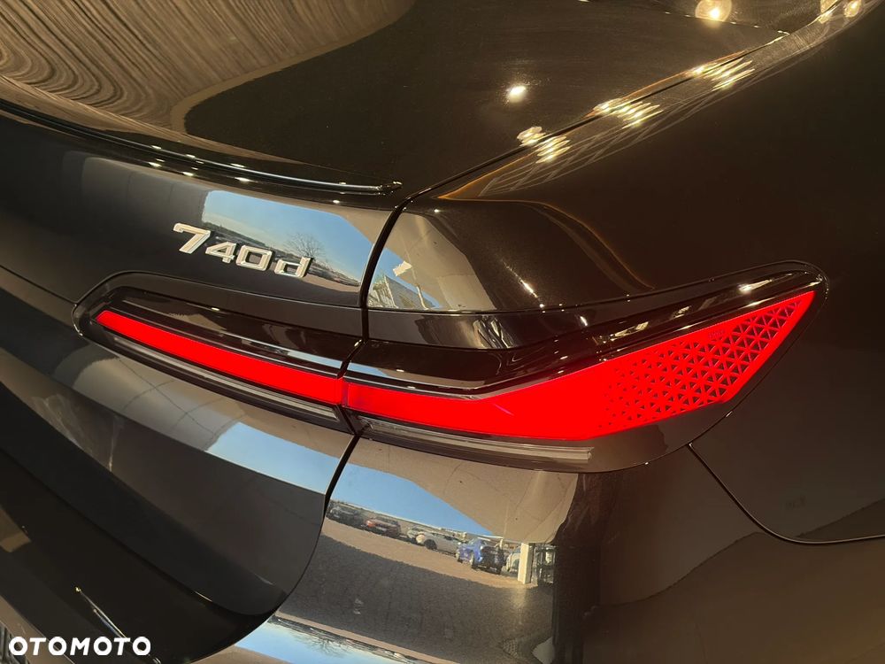 BMW Seria 7 740d xDrive mHEV M Sport sport - 8