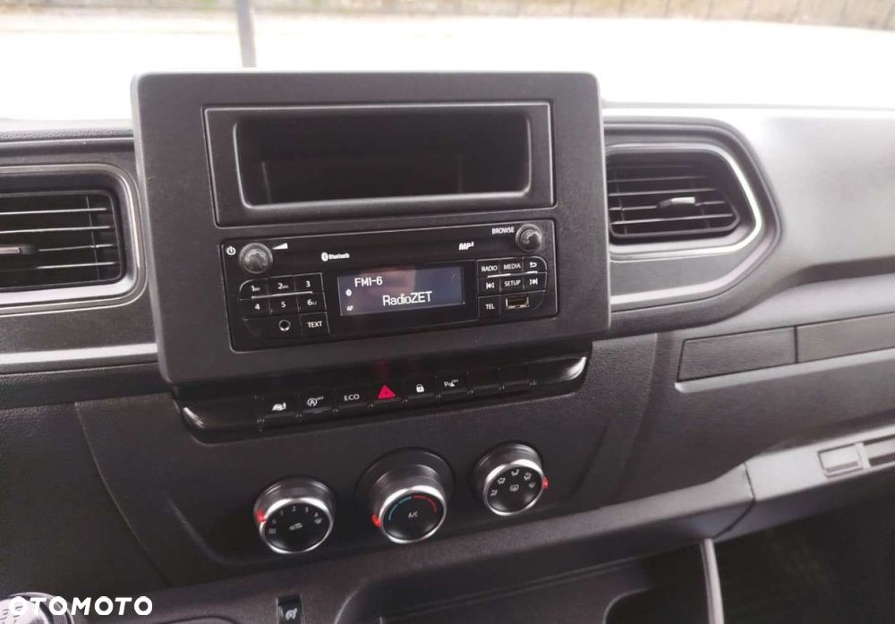 Renault Master - 18