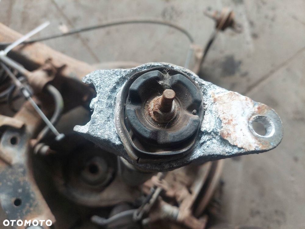 KOMPLETNE ZAWIESZENIE BELKA SANKI TYŁ ZACISKI MAZDA 6 III GJ KOMBI - 5