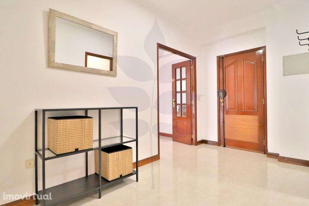 Arrendamento Apartamento T3 em São Vicente - Mobilado e Equipado - Grande imagem: 3/30