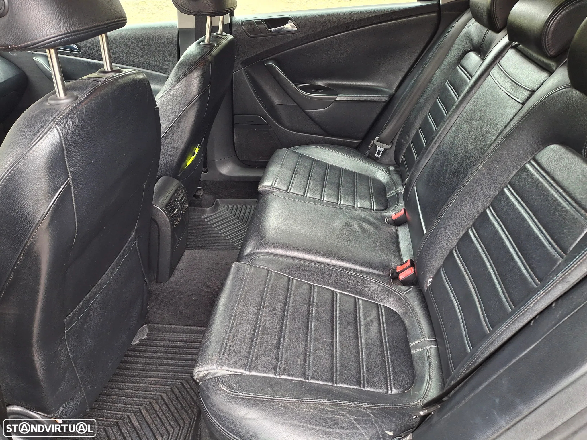 VW Passat 2.0 TDI Sport DSG - 10
