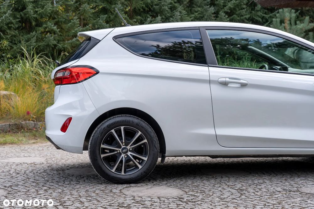Ford Fiesta 1.1 S&S TREND - 17