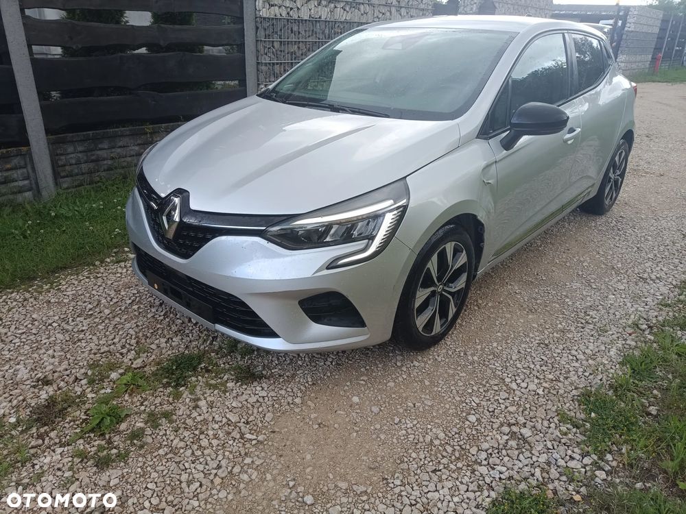 Renault Clio - 29