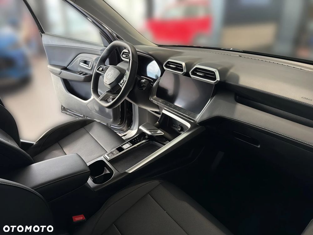 MG ZS Hybrid+ - 17