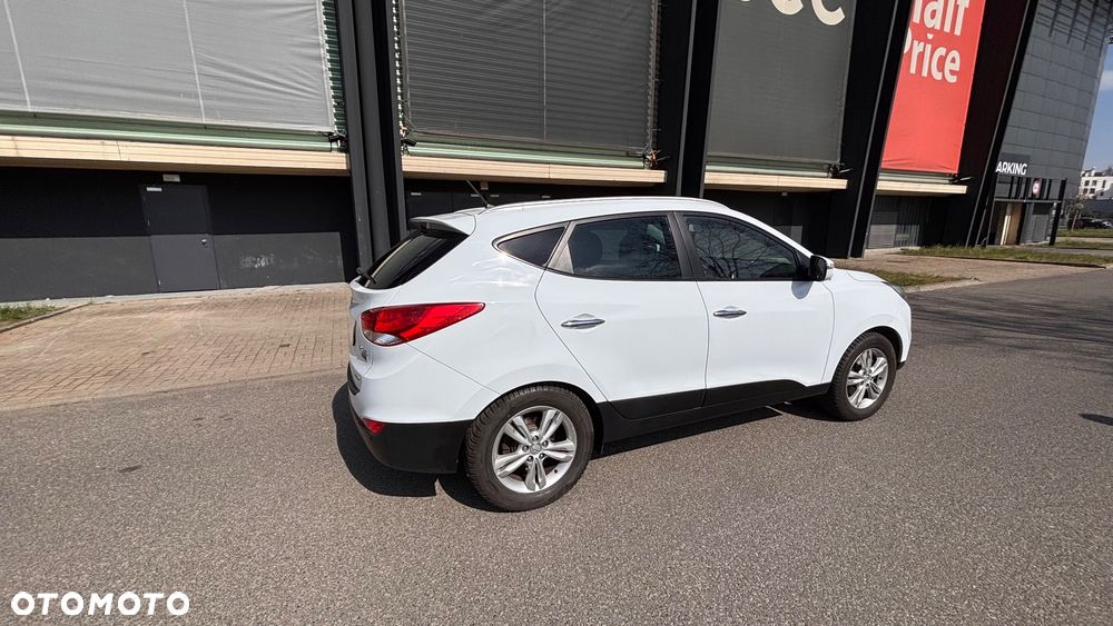 Hyundai ix35 2.0 CRDi 4WD Automatik Style - 16
