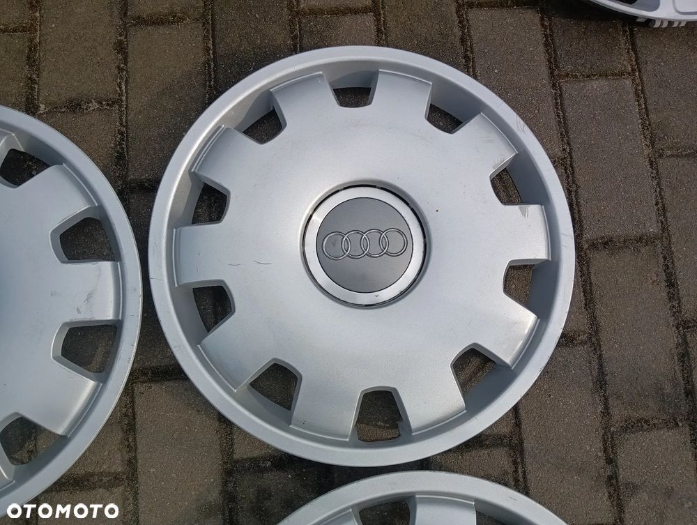 KOŁPAKI DEKLE AUDI ORYGINALNE 16'' nr 4B0 601 147 D - 8
