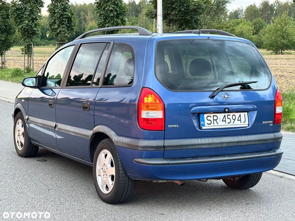 Opel Zafira 1.8 16V Elegance - 8