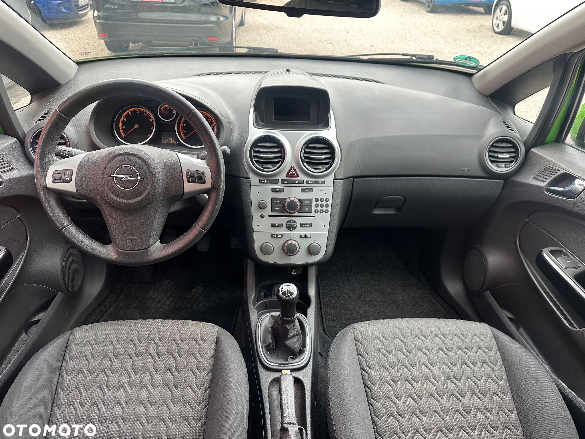 Opel Corsa 1.4 16V Active - 19