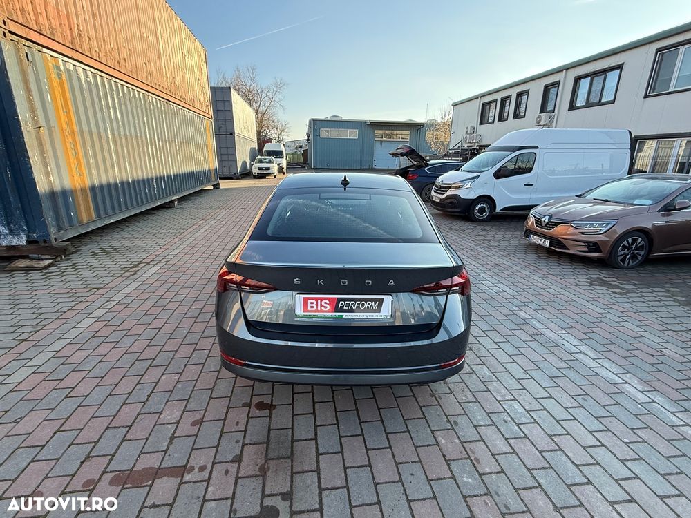 Skoda Octavia 2.0 TDI DSG Ambition - 10
