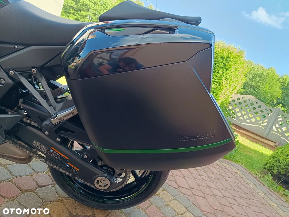 Kawasaki Ninja 1000 SX - 25