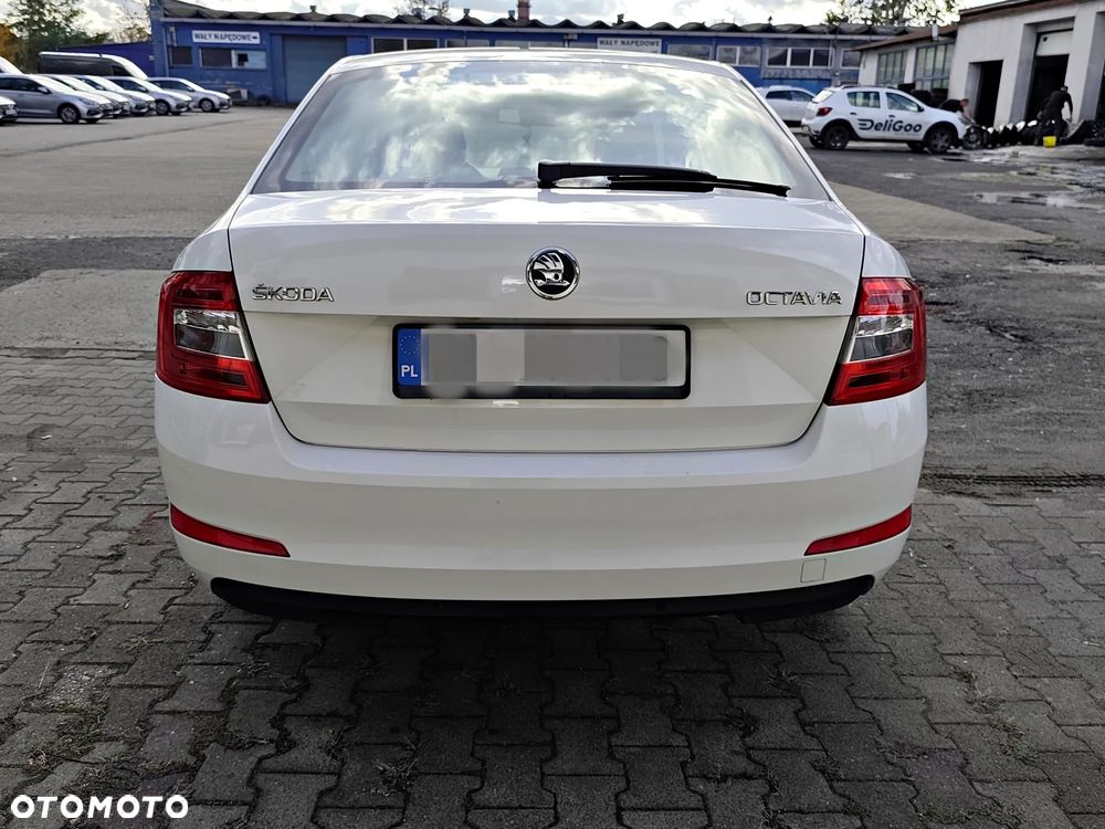 Skoda Octavia 2.0 TDI Style - 10