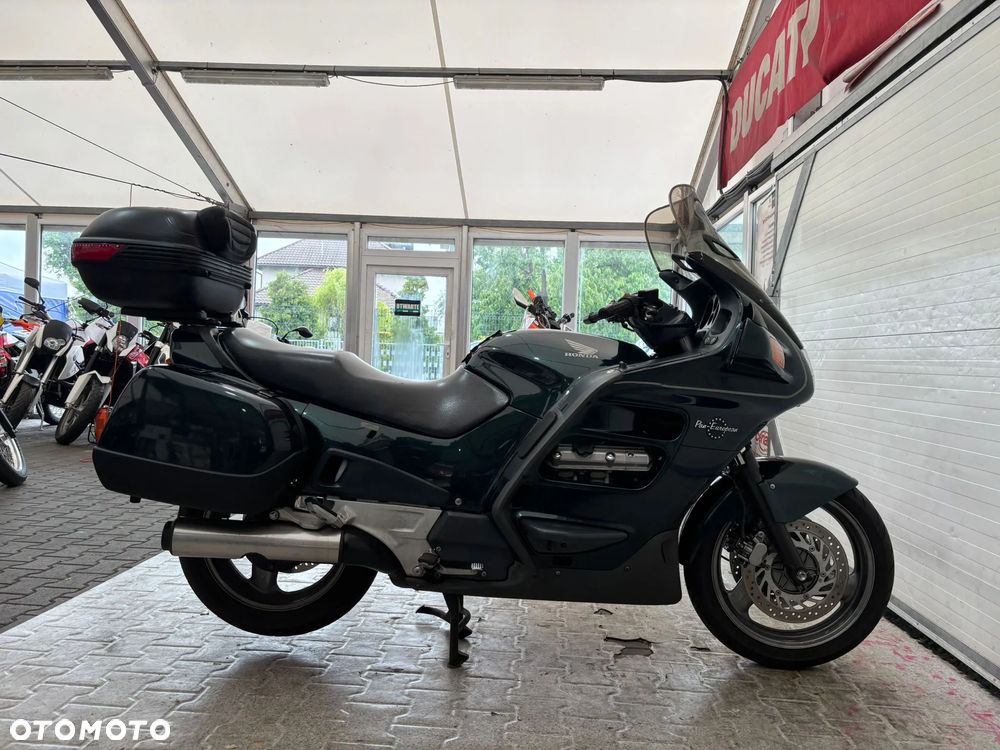 Honda ST - 6