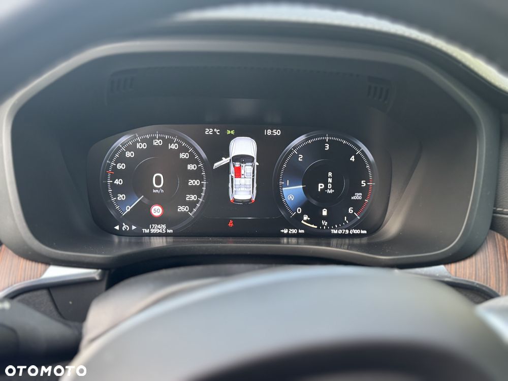 Volvo XC 60 - 8