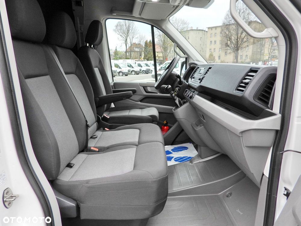 Volkswagen CRAFTER  PLANDEKA 10 PALET WEBASTO TEMPOMAT LEDY  180KM - 34