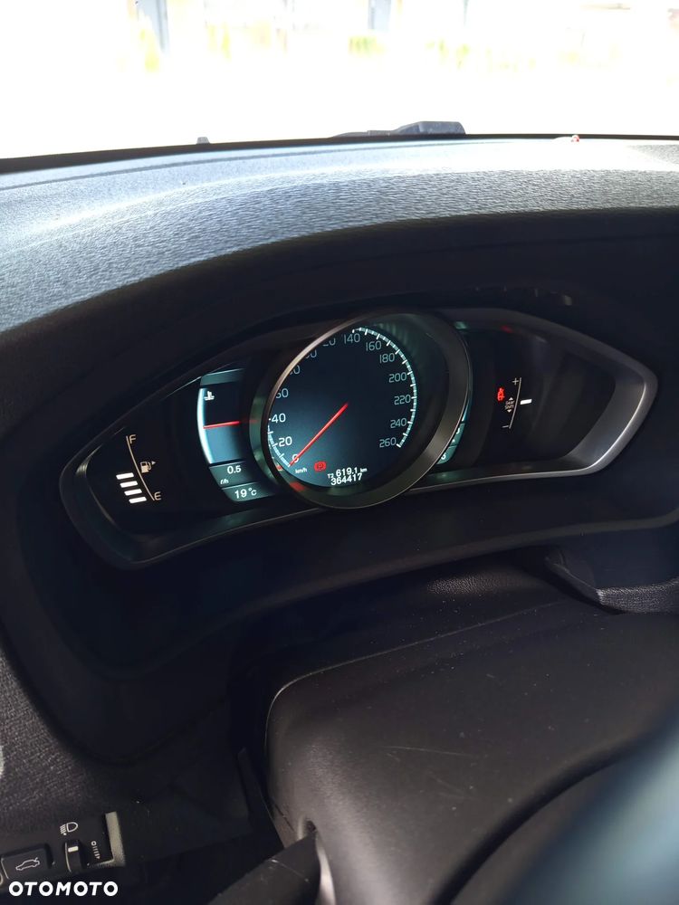 Volvo V40 D2 Kinetic - 3