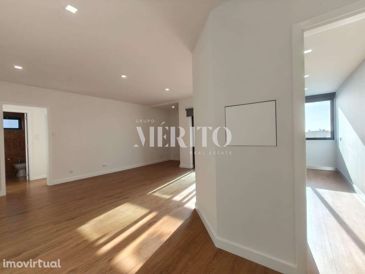 Apartamento T1 Remodelado com Vista Mar – Póvoa de Varzim - Grande imagem: 4/15