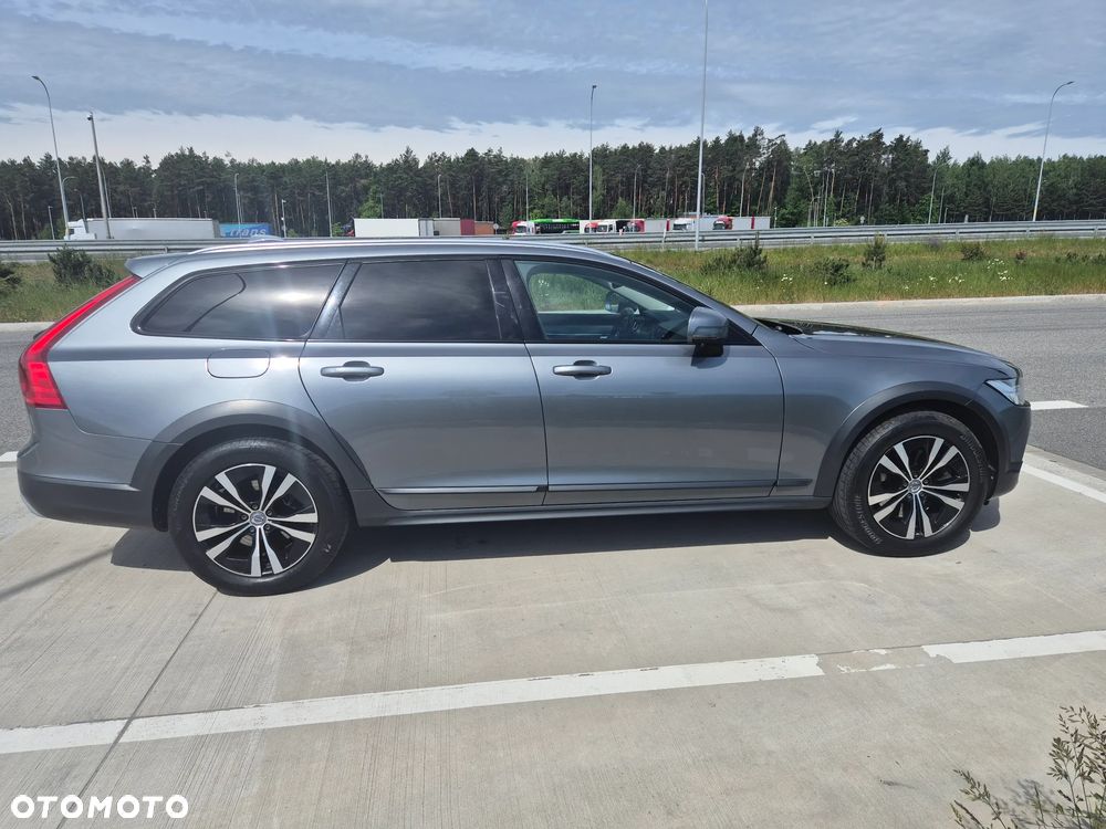 Volvo V90 D4 AWD Geartronic - 4