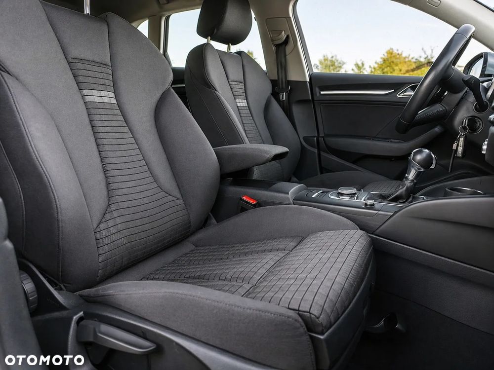 Audi A3 Sportback 35 TDI S tronic sport - 11