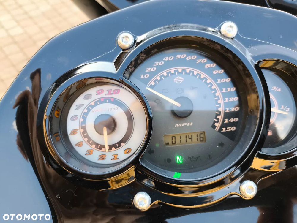 Harley-Davidson V-Rod Muscle - 7