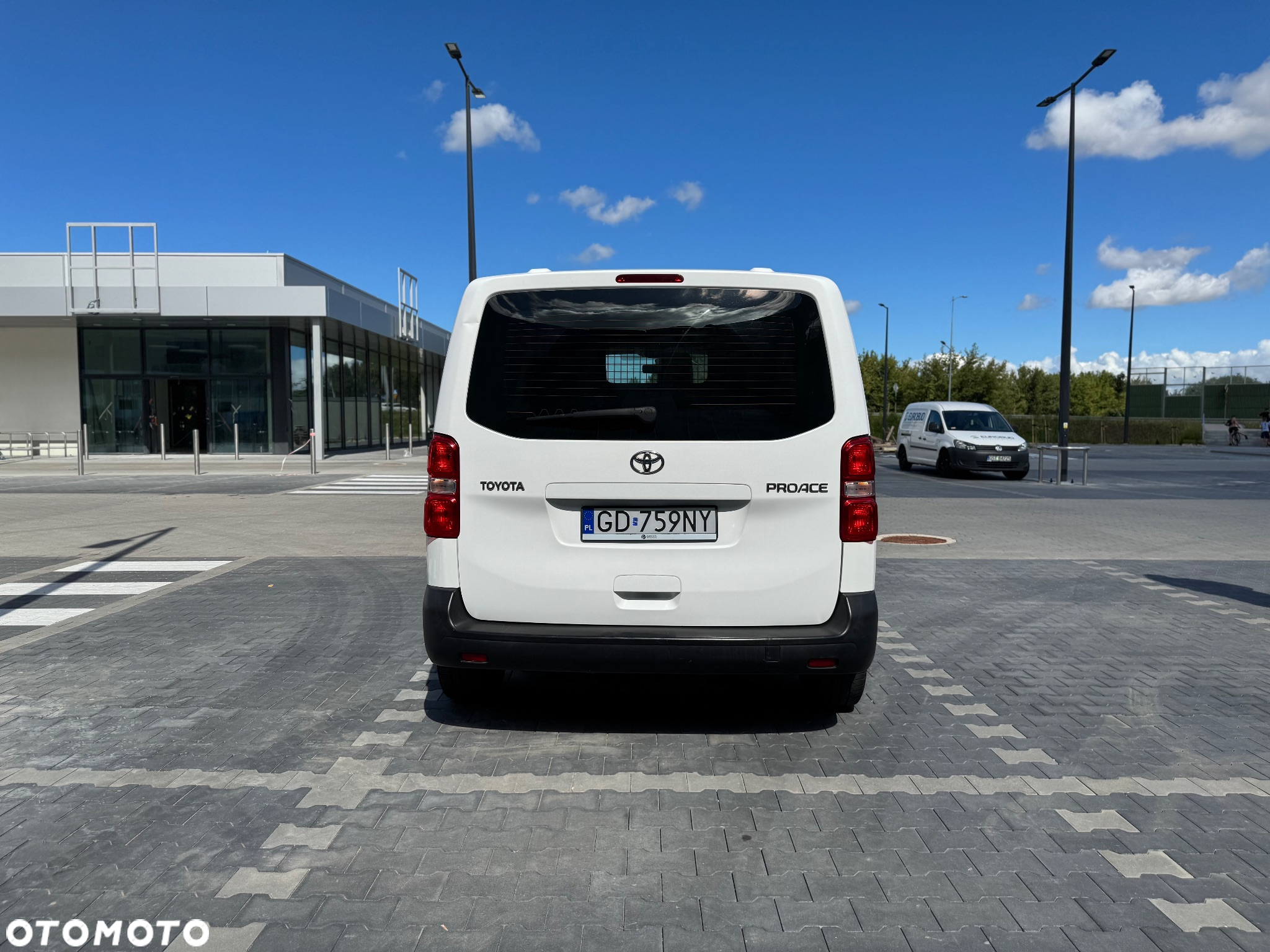 Toyota ProAce Kombi 1.6 D-4D Medium 2,7t - 17