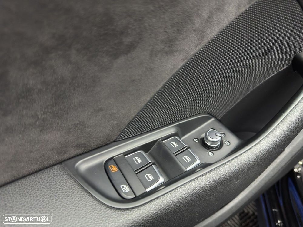 Audi A3 Sportback 2.0 TDI S-line S tronic - 20