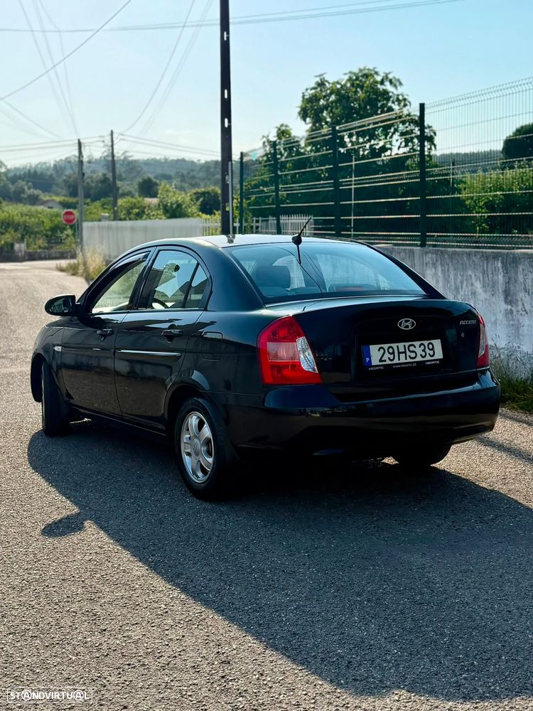 Hyundai Accent 1.4 Active - 15