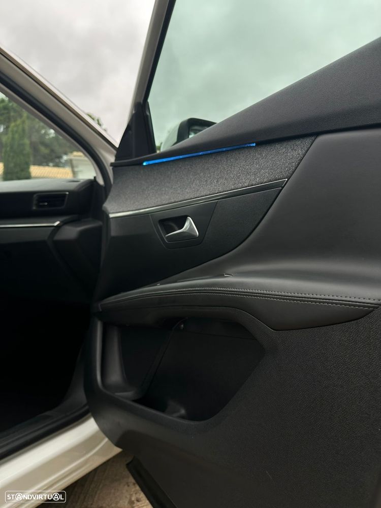 Peugeot 3008 1.2 PureTech Allure - 13