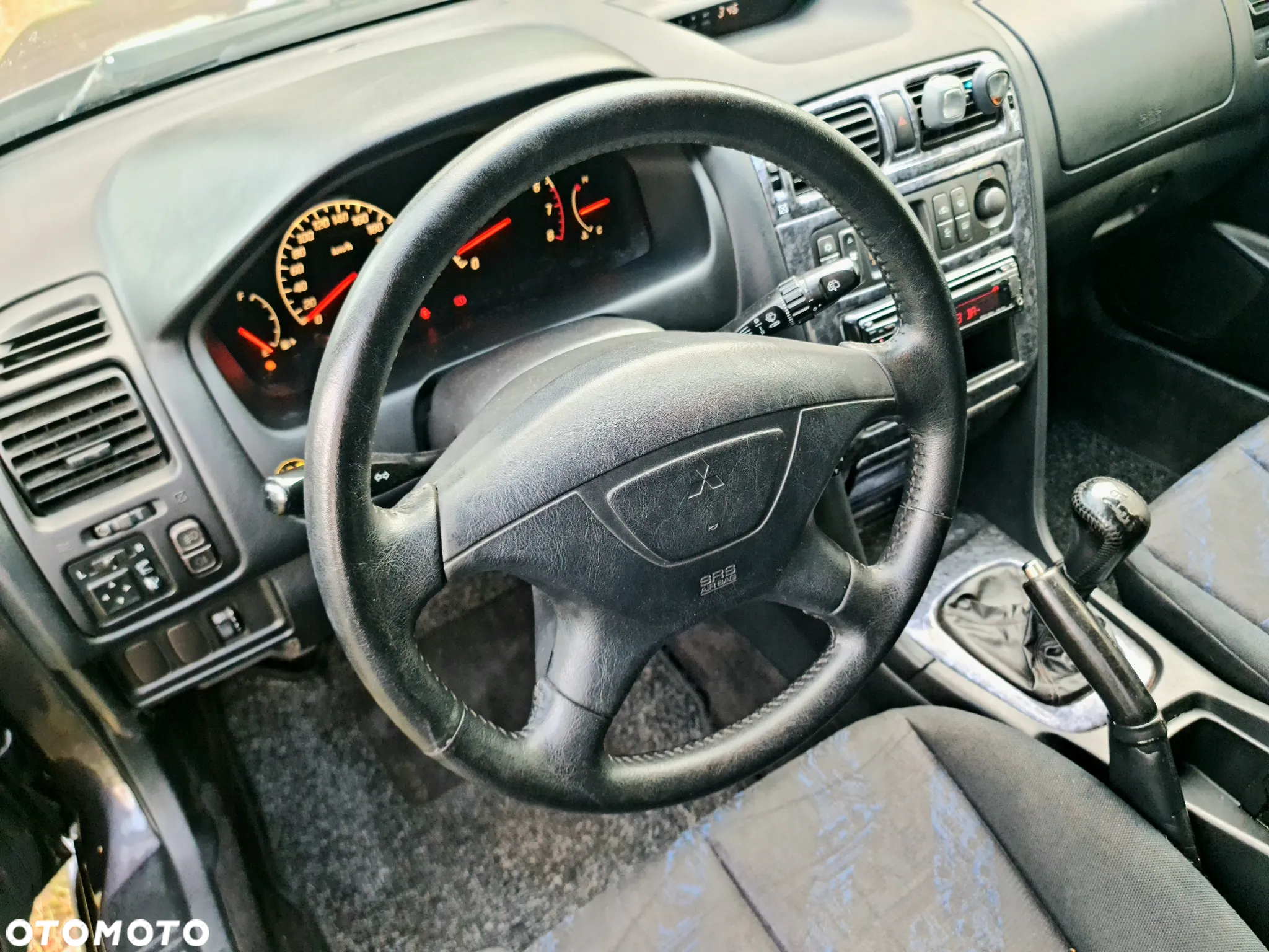 Mitsubishi Galant 2.5 V6 - 19