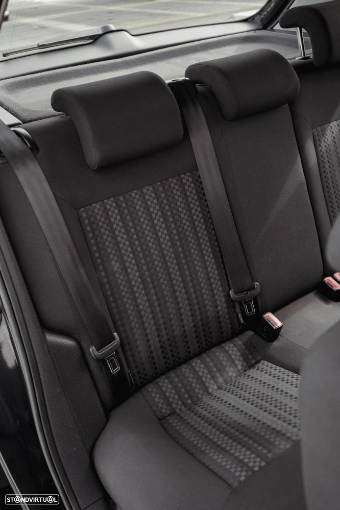 VW Polo 1.0 Confortline - 13