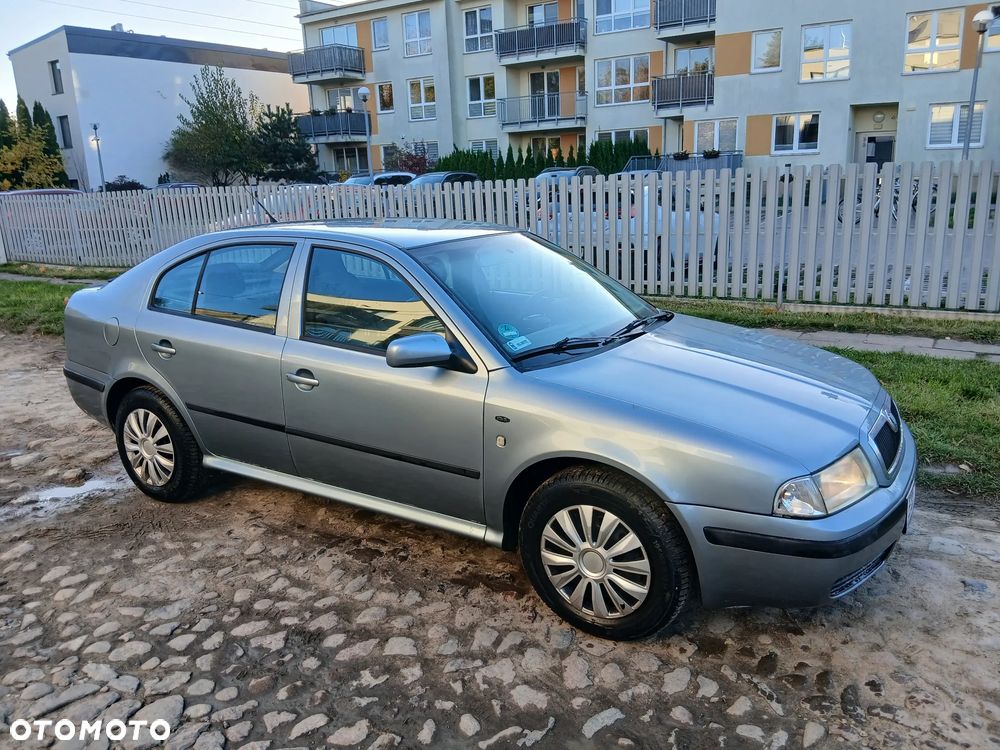 Skoda Octavia - 1
