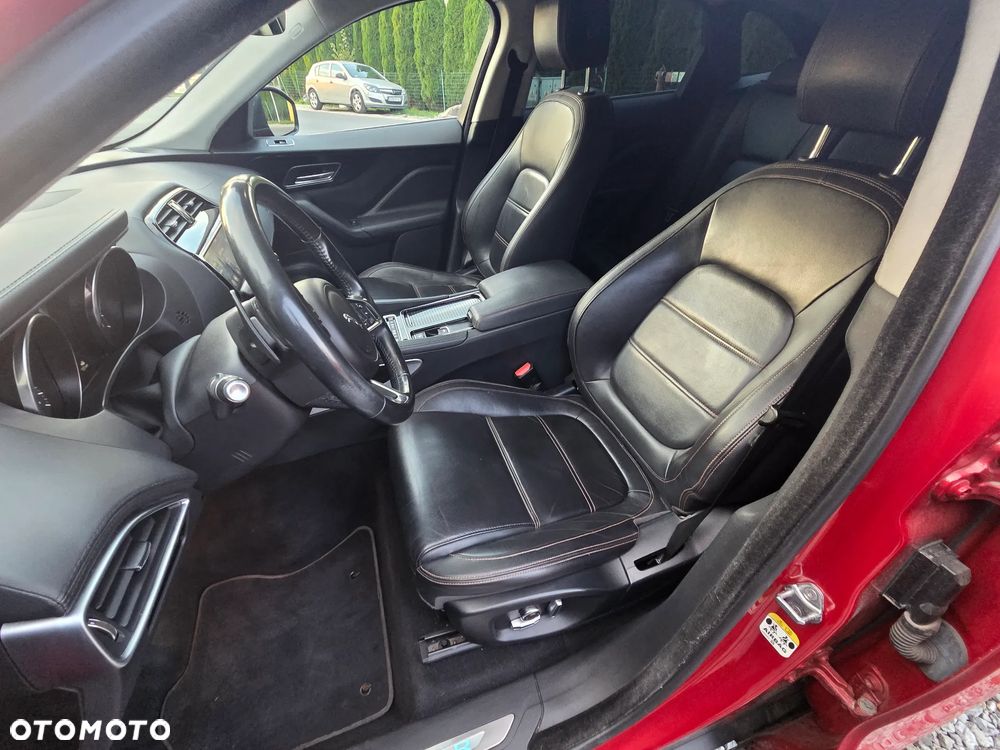 Jaguar F-Pace - 20