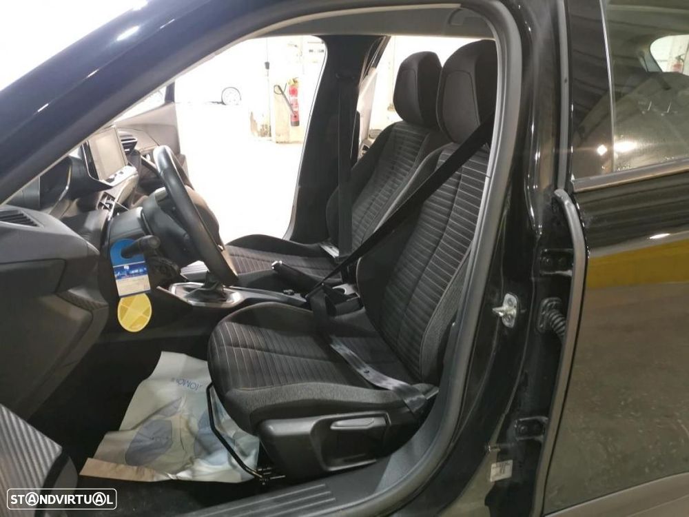 Peugeot 2008 1.5 BlueHDi Active Pack - 6