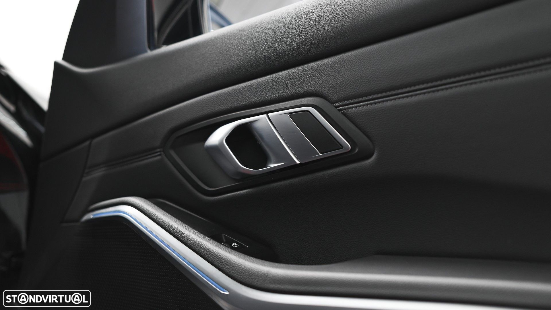 BMW 330 e Touring Line Sport Auto - 32