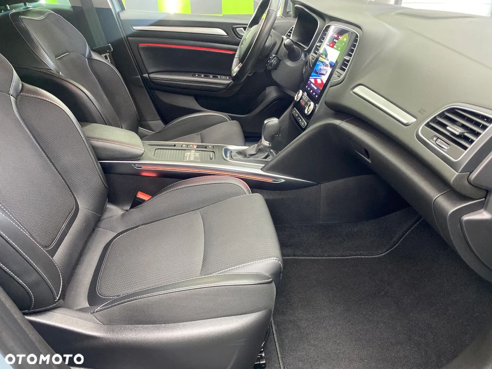 Renault Megane TCe 140 GPF EDC INTENS - 22