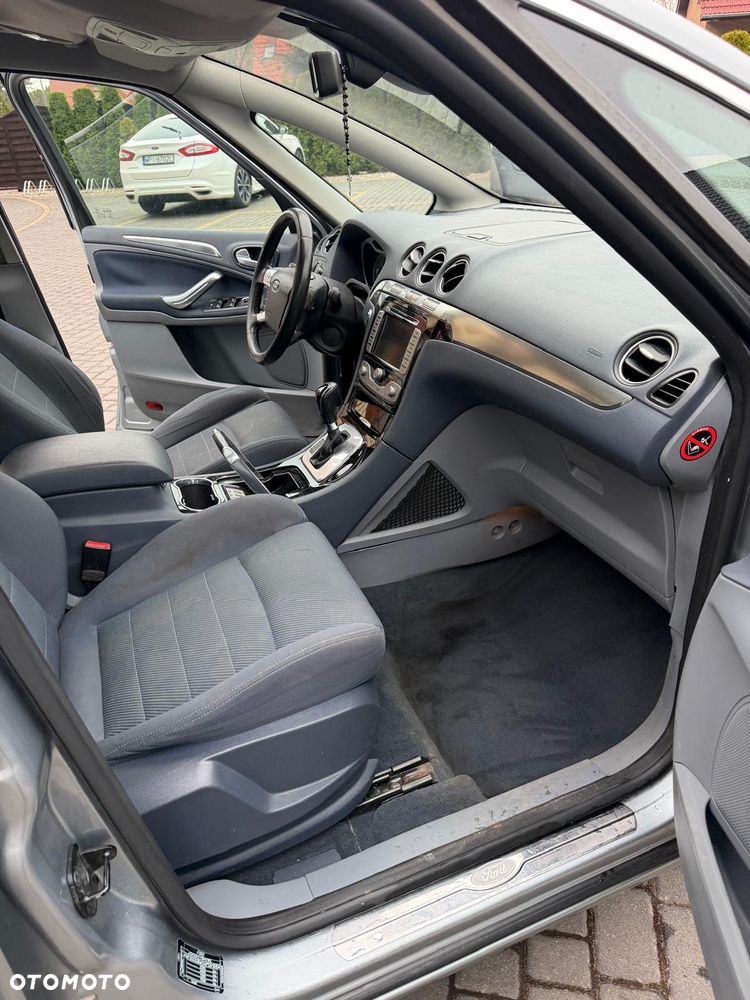Ford S-Max 2.0 TDCi DPF Champions Edition - 17