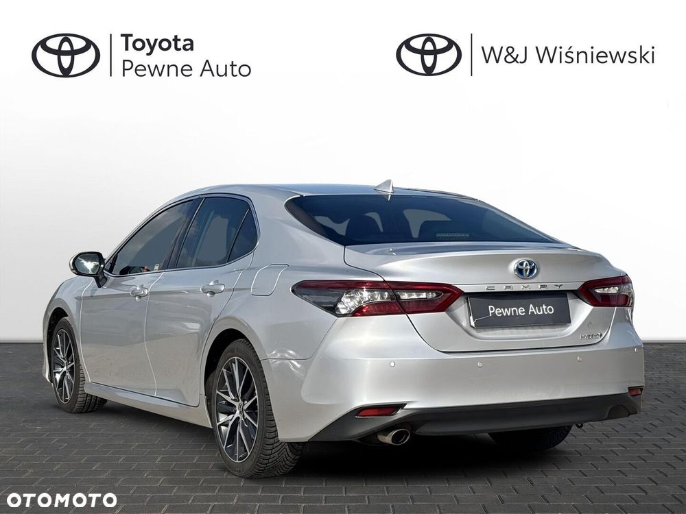 Toyota Camry 2.5 Hybrid Executive CVT - 27