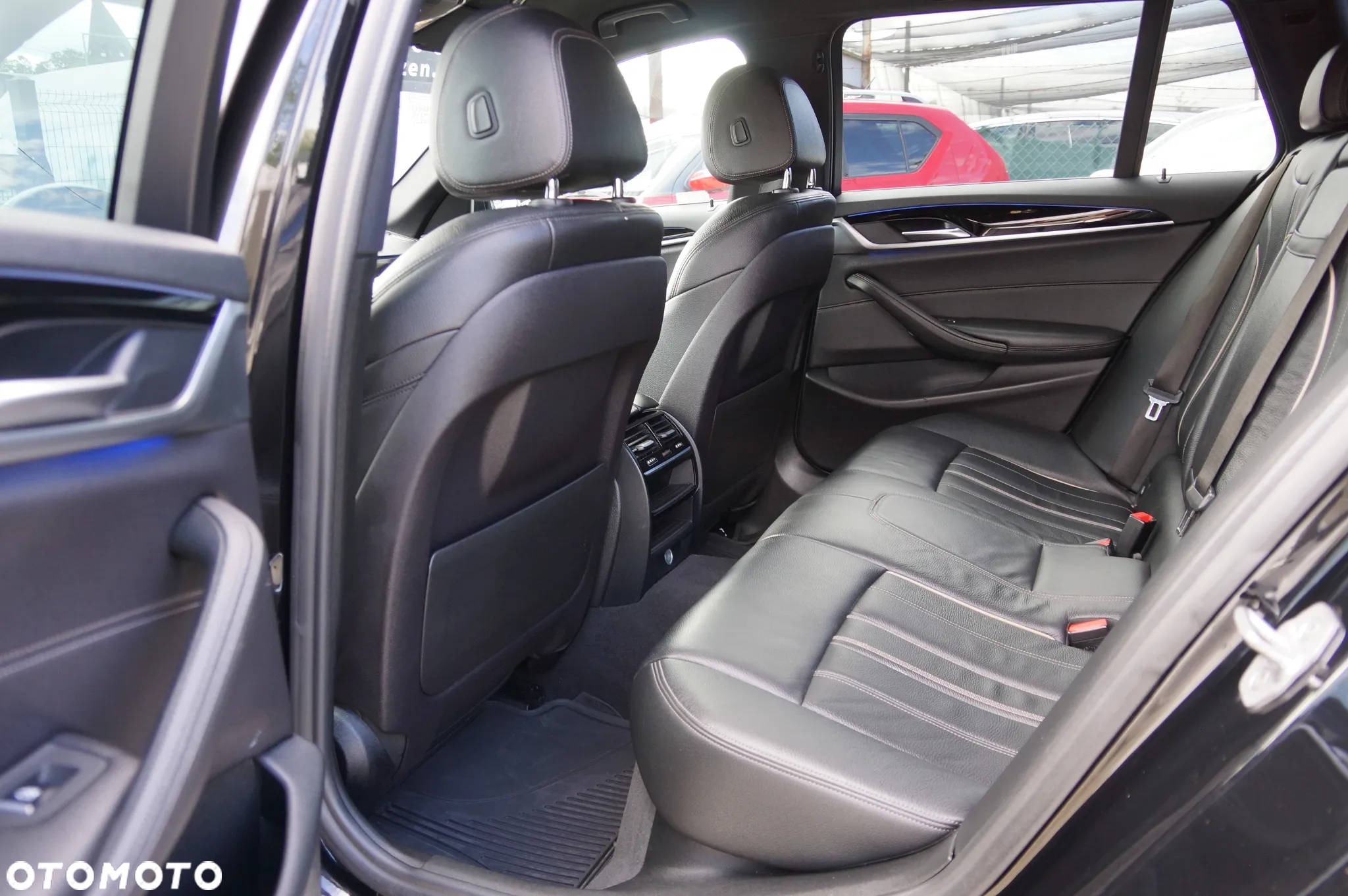 BMW Seria 5 520d xDrive Touring Sport Line - 31