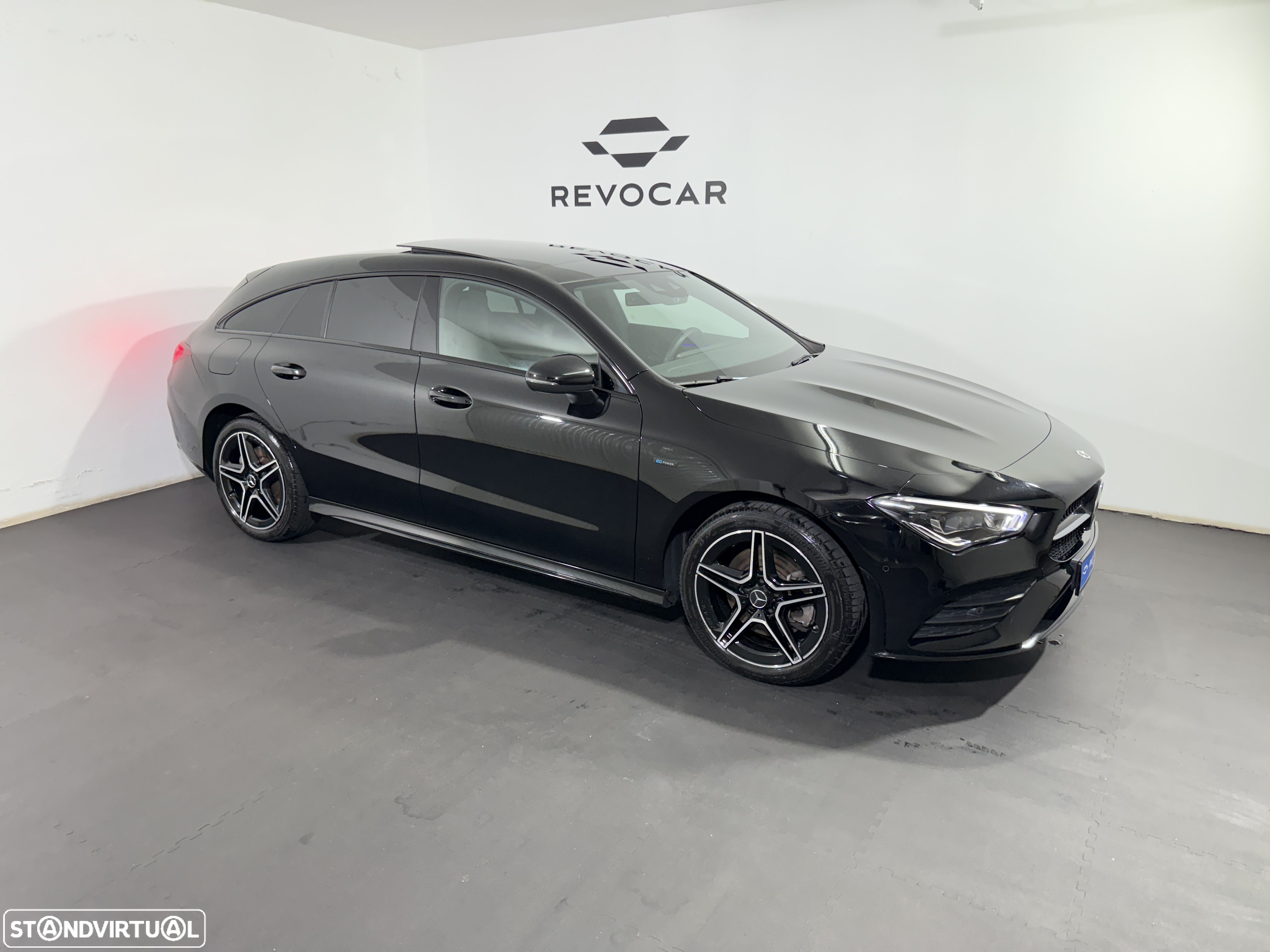 Mercedes-Benz CLA 250 e Shooting Brake AMG Line - 1