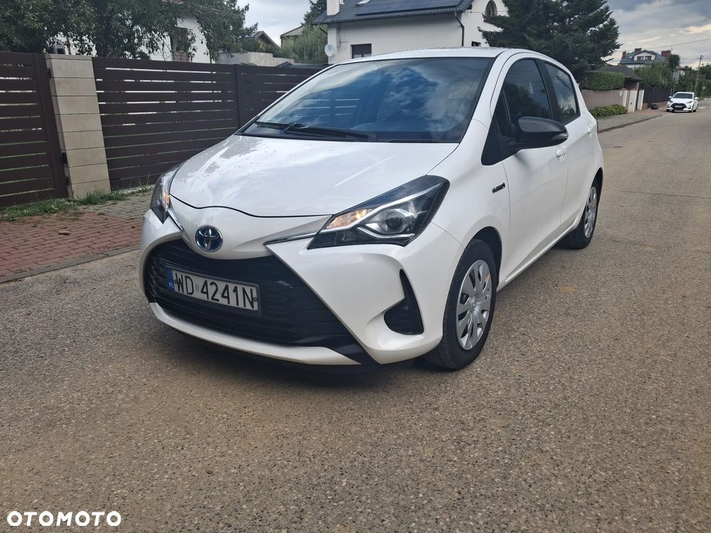 Toyota Yaris Hybrid 100 Active