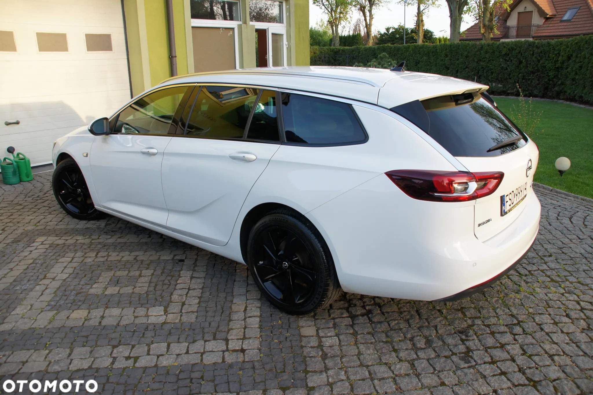 Opel Insignia Sports Tourer 2.0 Diesel Ultimate Exclusive - 3