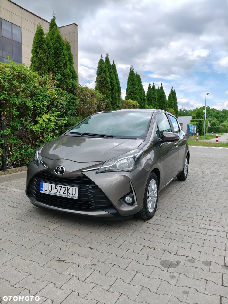 Toyota Yaris 1.5 Premium CVT - 3
